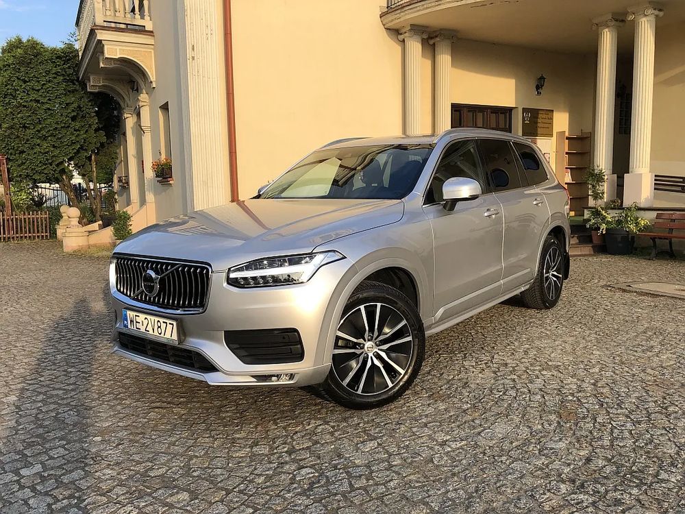 Volvo XC90 I B5 D AWD Momentum 7os 2021