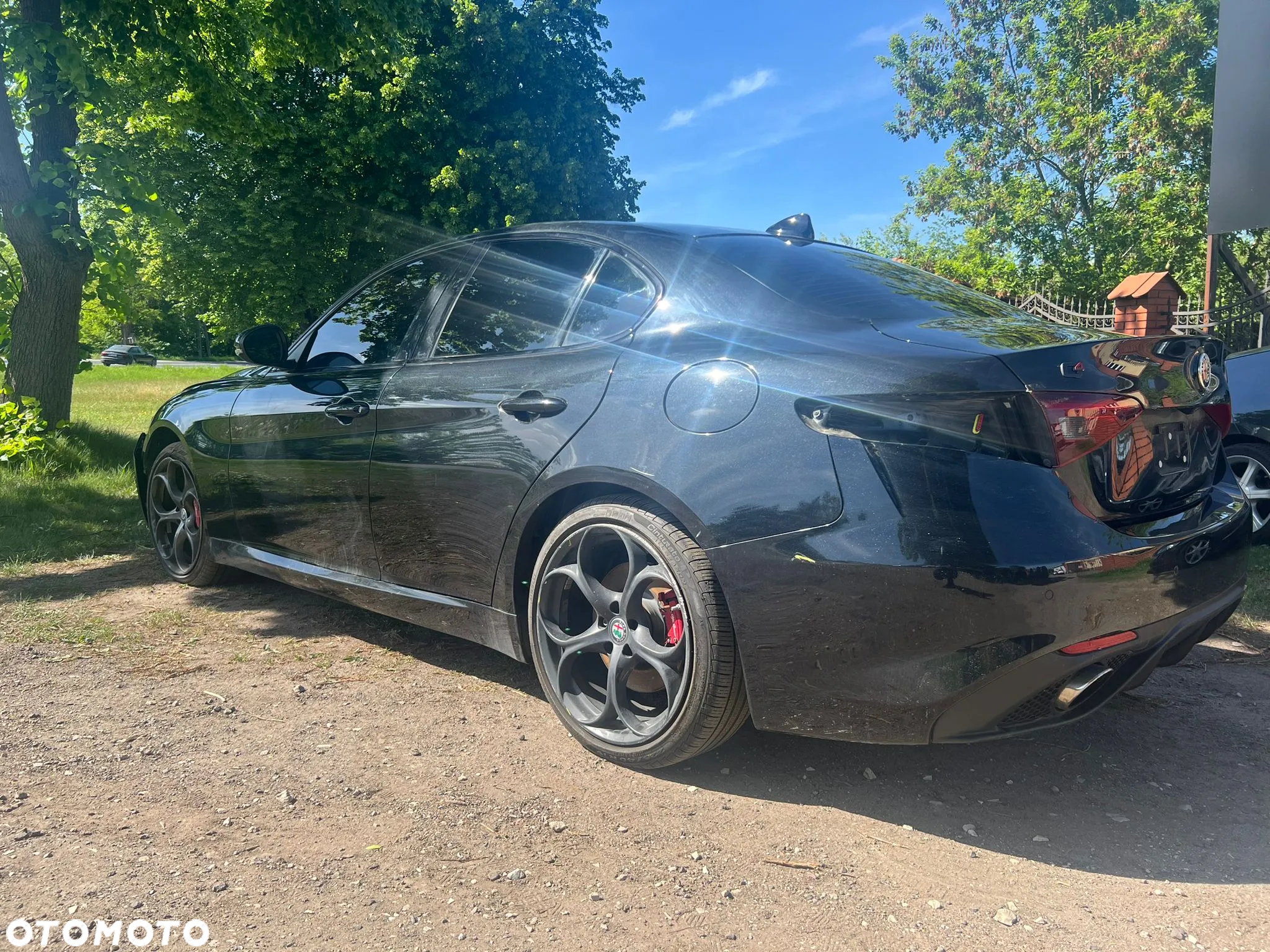 Alfa Romeo Giulia 2.0 Turbo 16V AT8-Q4 Veloce Ti - 4