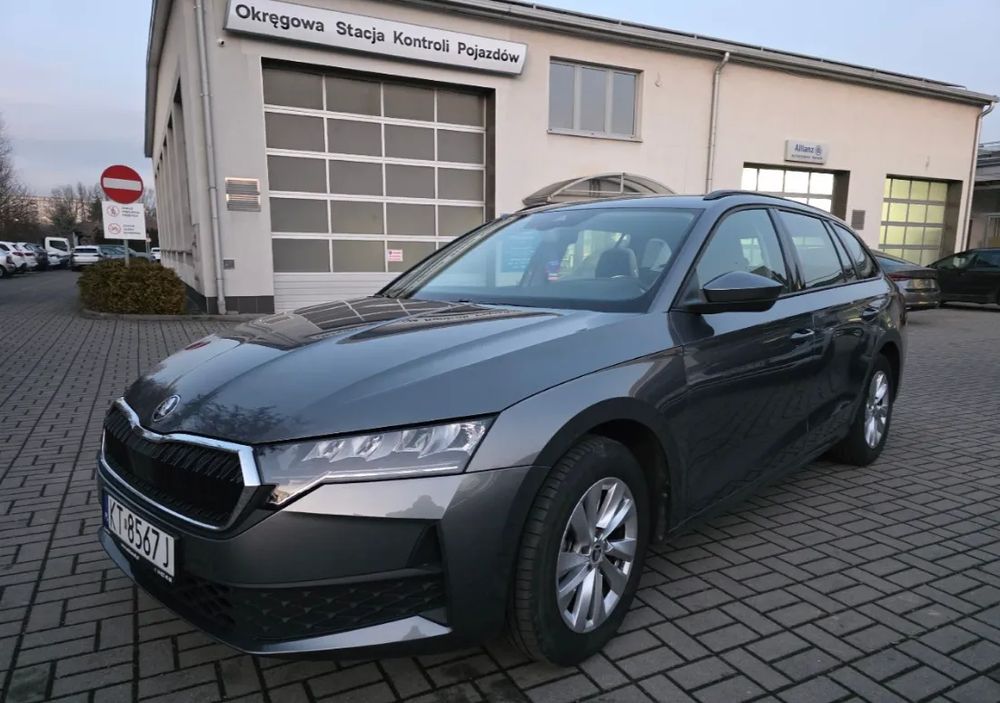 Octavia Skoda 1.5 tsi essence
