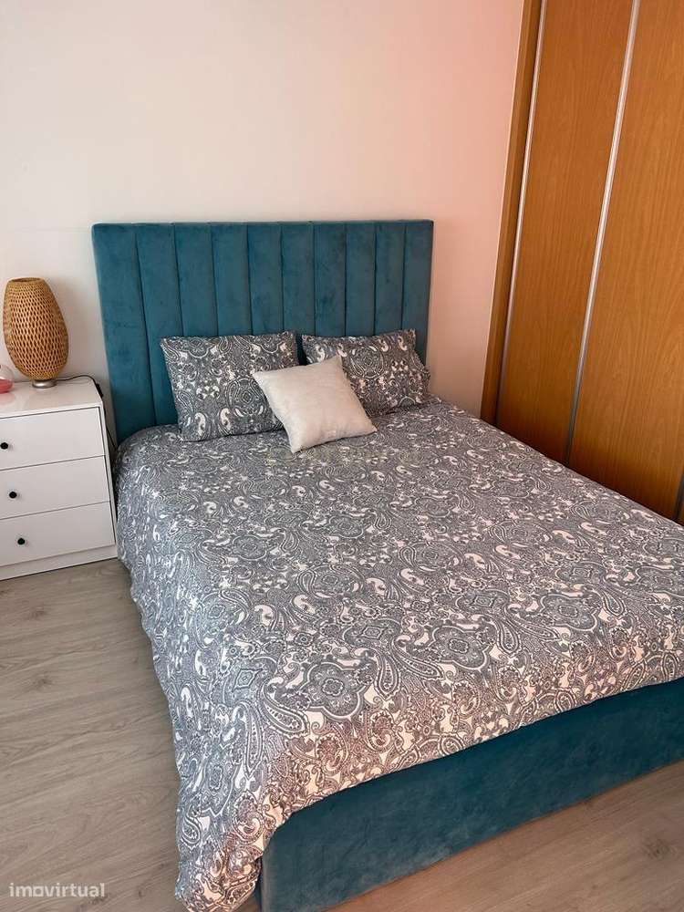 Magnifica T3 com Piscina no Corval-10