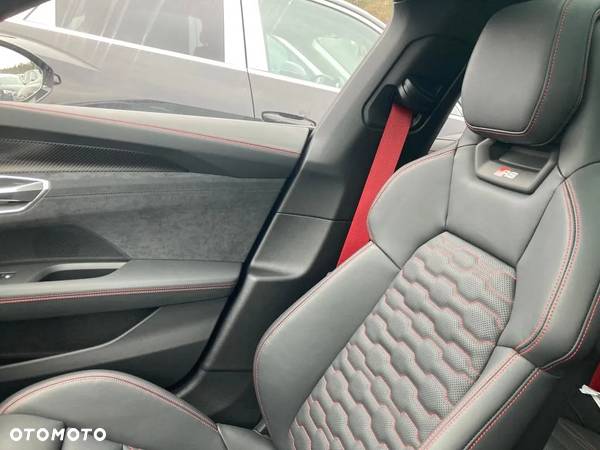 Audi e-tron GT RS Quattro - 8