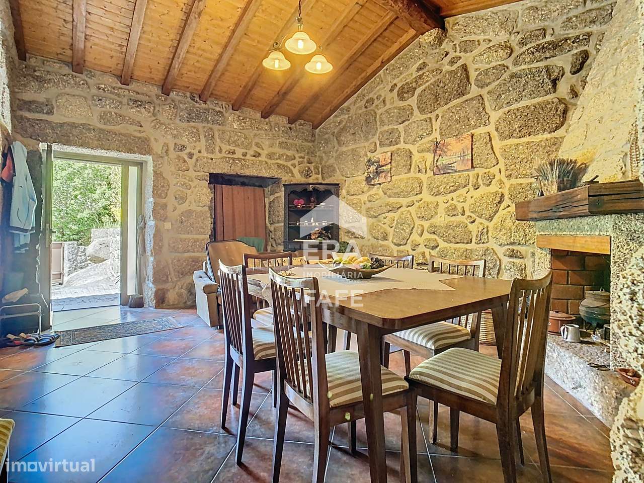 Moradia em pedra com terreno em Ribeiros, Fafe - Grande imagem: 5/29