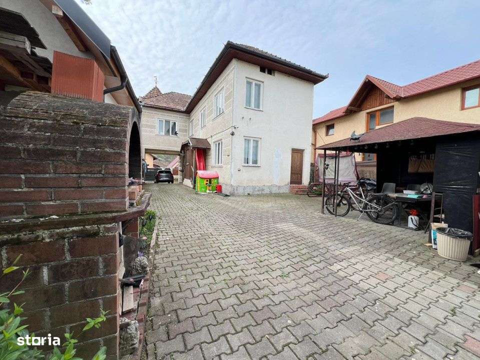 Casa individuala de vanzare, 180 mp, teren 310 mp, Luna de Sus - Imagine principală: 1/15