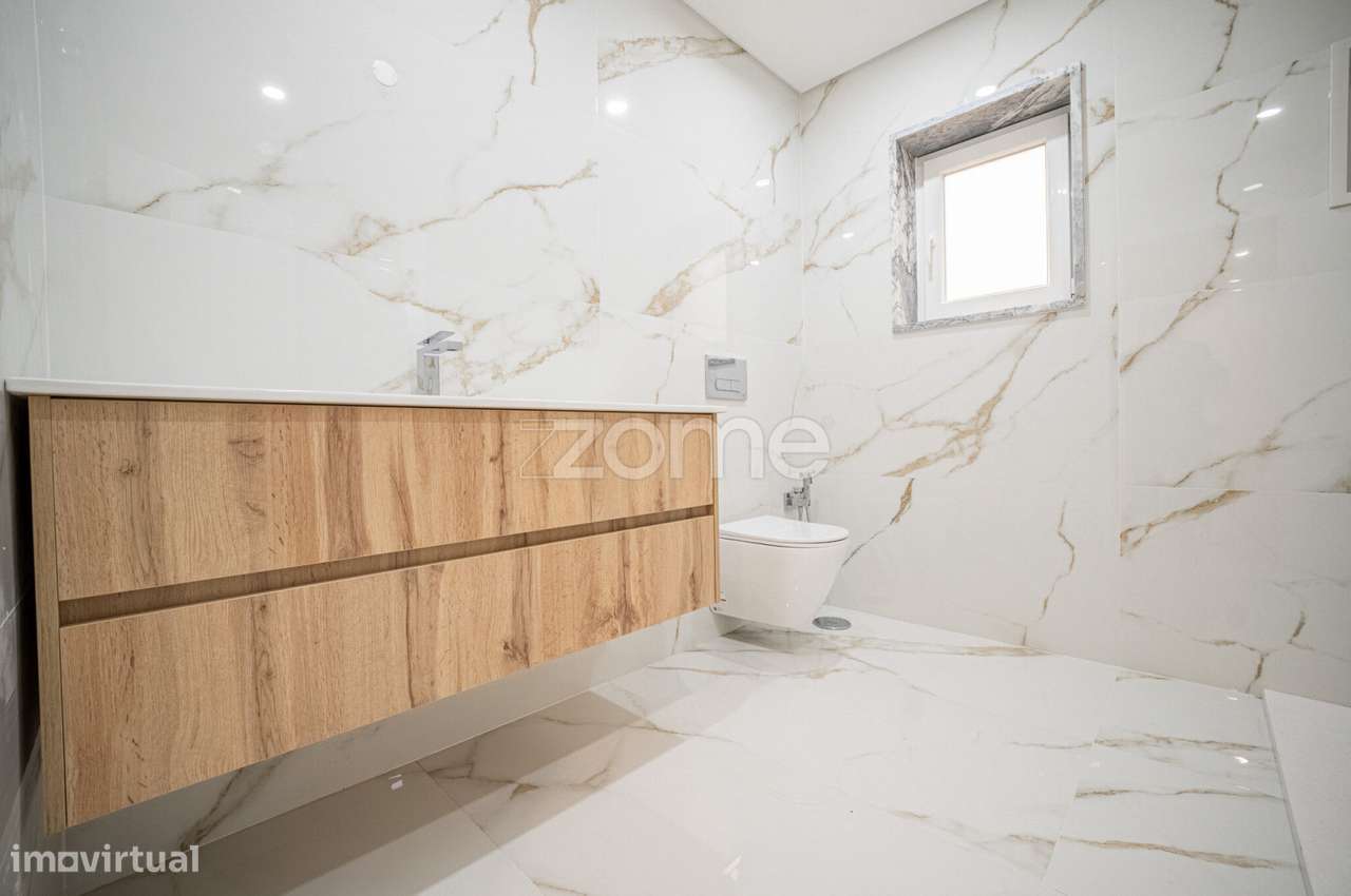 Moradia T3 com 6 assoalhadas, nova, no Alto dos Gaios - Estoril-10