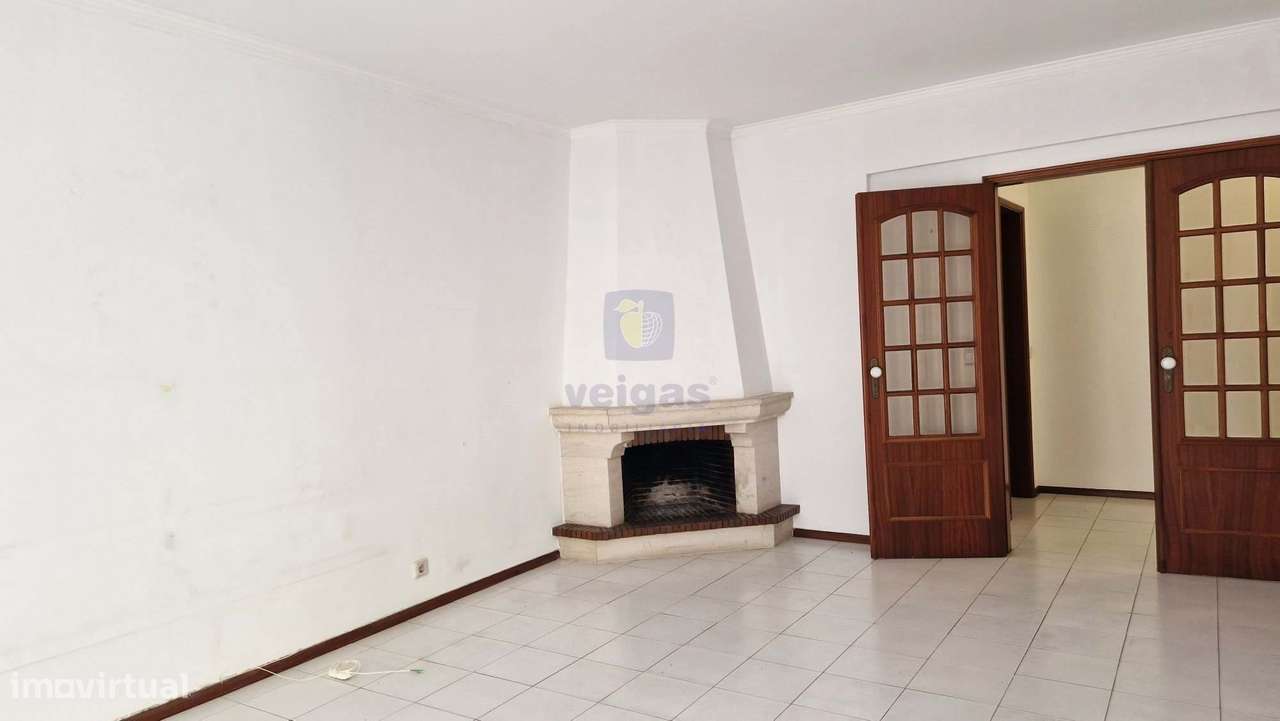 Apartamento T3 com garagem e elevador no Planalto, Leiria - Grande imagem: 1/27