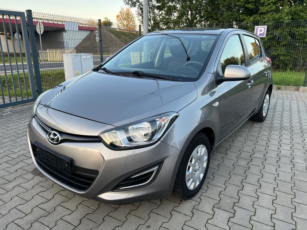 Hyundai i20 I (2008-2014) 2012