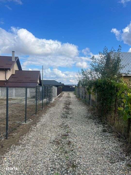 Teren intre case- Magura Farbe- 1419 mp - Imagine principală: 4/5