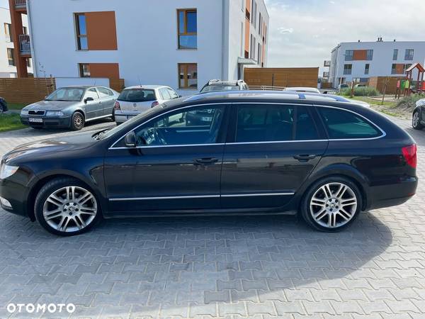 Skoda Superb 2.0 TSI DSG Elegance - 27