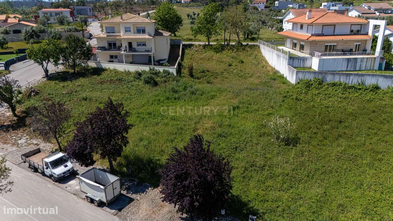 Terreno Urbano com 587 m² para Construção em Pombal – Zona em Crescime-5