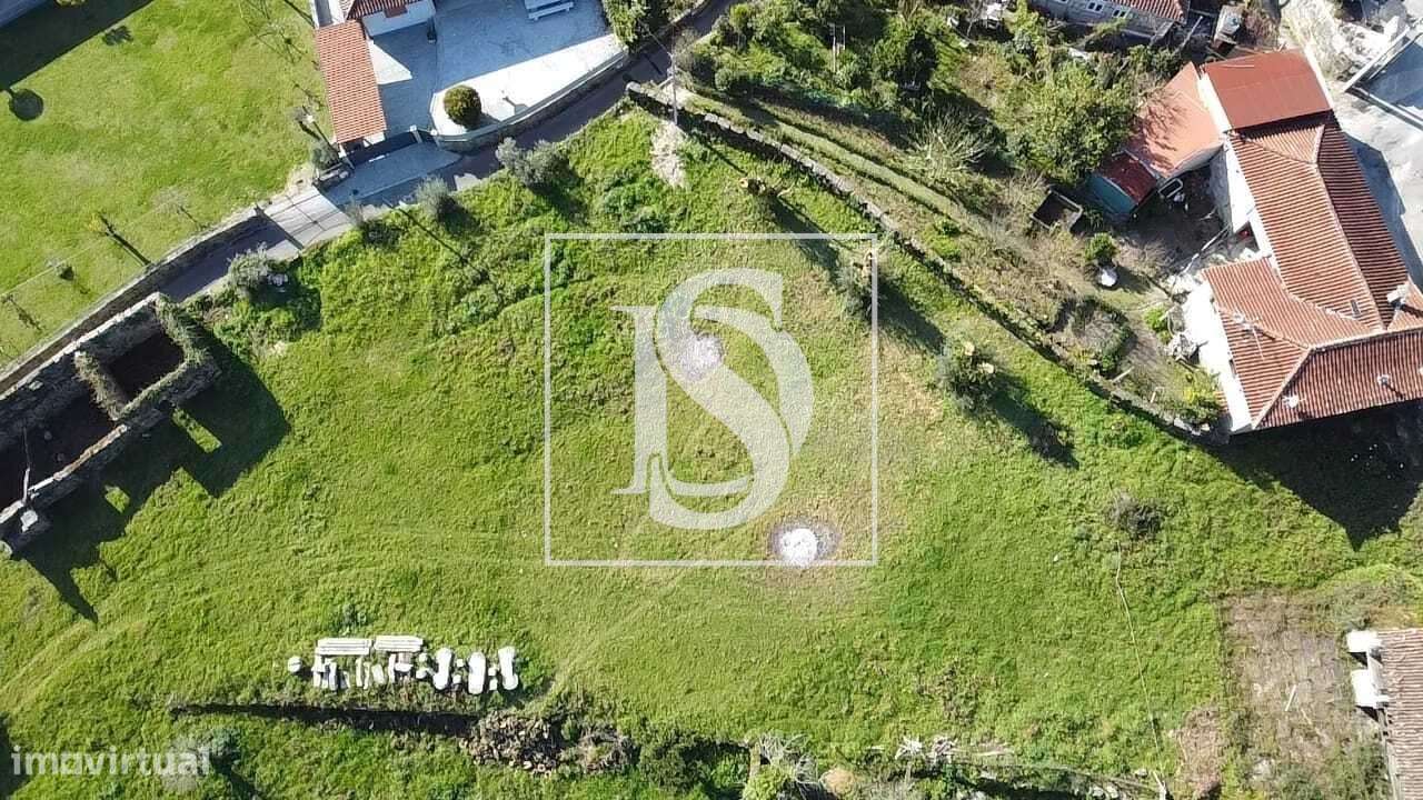 Exclusiva Ruína em Pedra com Projeto– Refúgio de Sonho em Parada de Bo - Grande imagem: 4/19