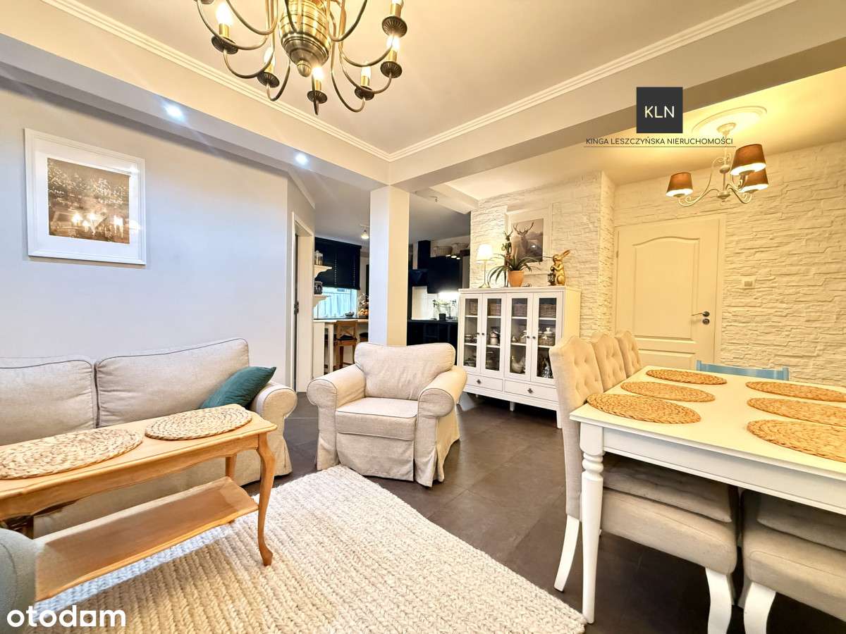 Ładne mieszkanie na Starówce na pierwszym piętrze-3