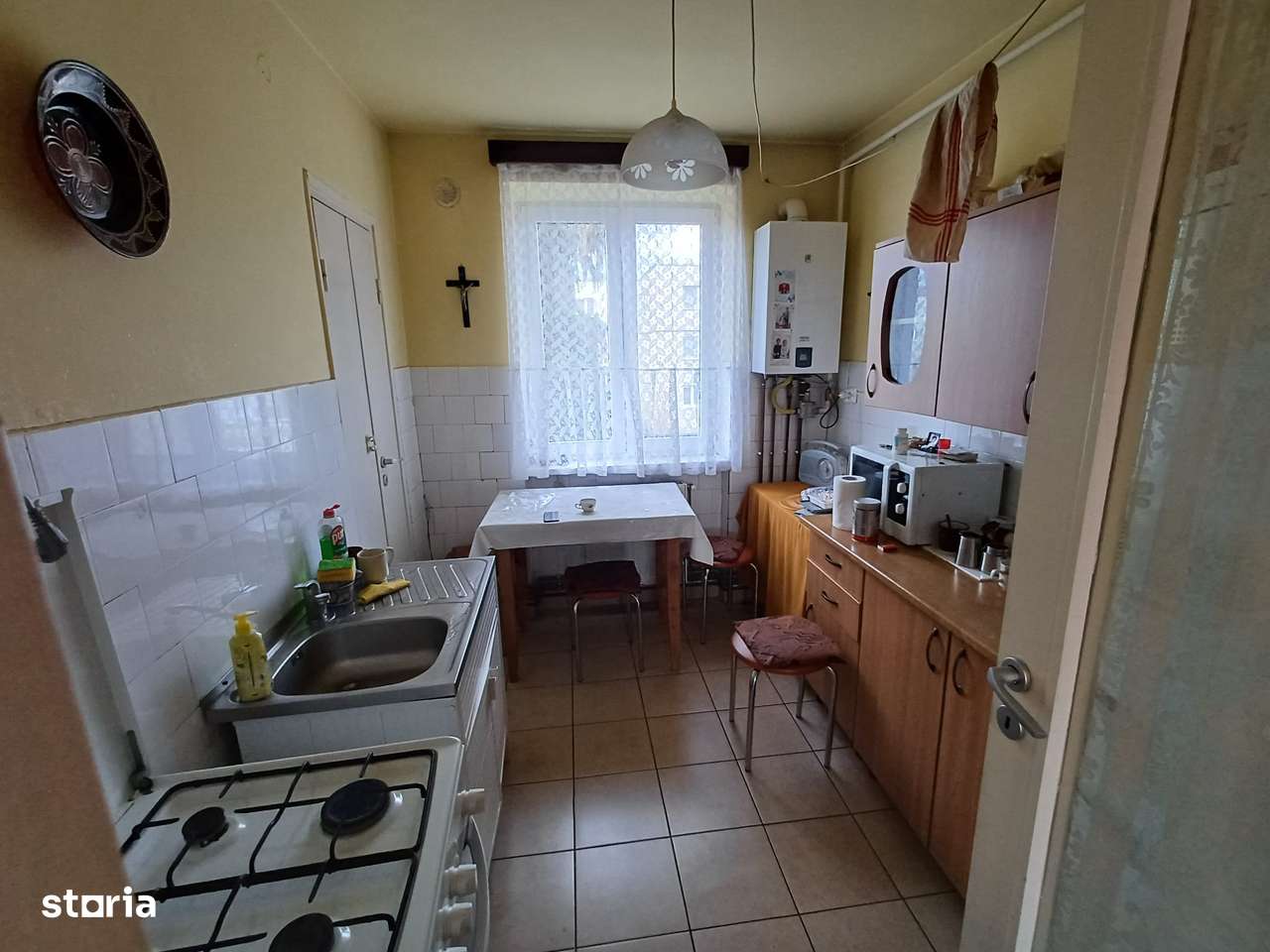 Unirii, zona Casa Vacantei, 3 camere, etaj 2 - Imagine principală: 4/6