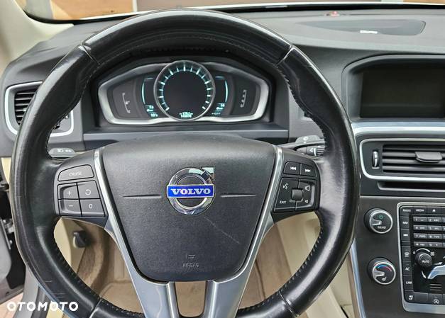 Volvo S60 - 18