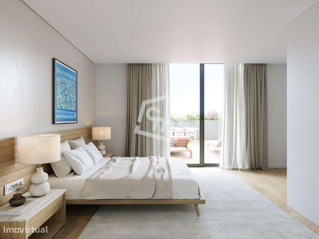 Moradia T4 Triplex com Jardim e Piscina no Centro de Matosinhos - Grande imagem: 3/8