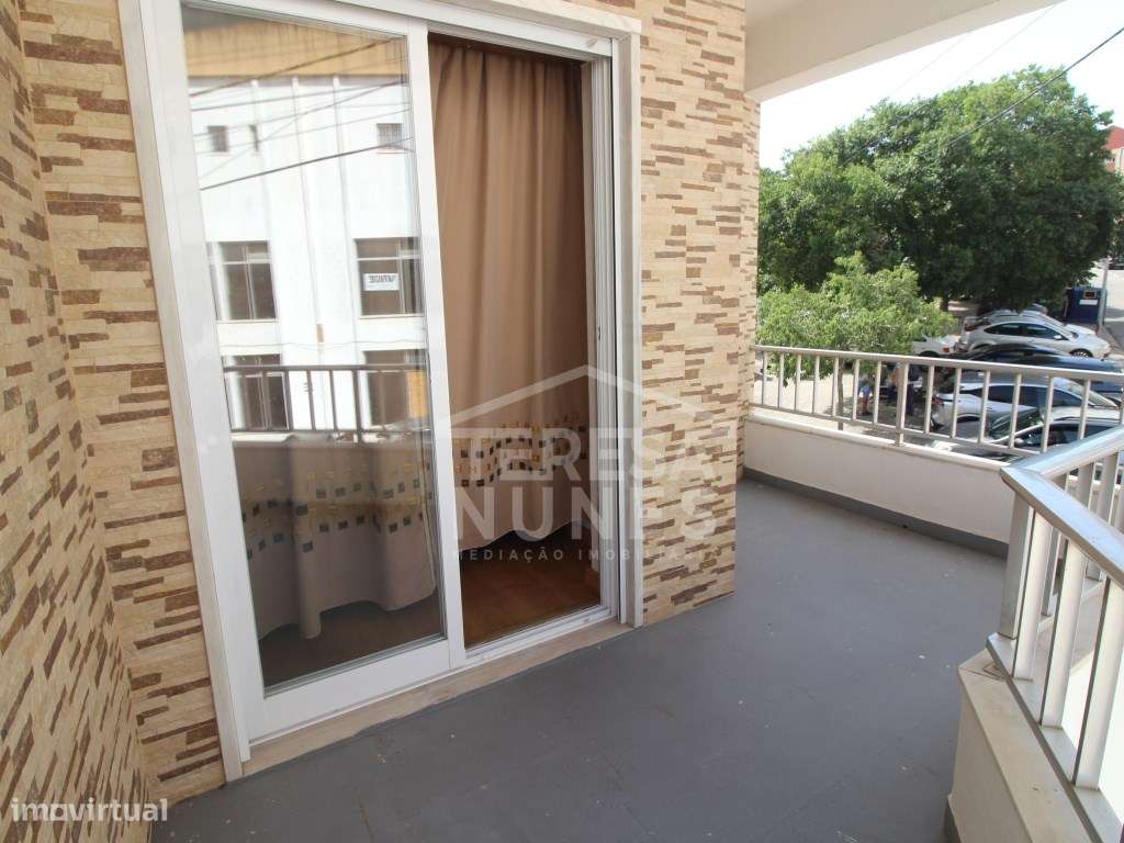 MORADIA EM BANDA - AMORA / SEIXAL-25