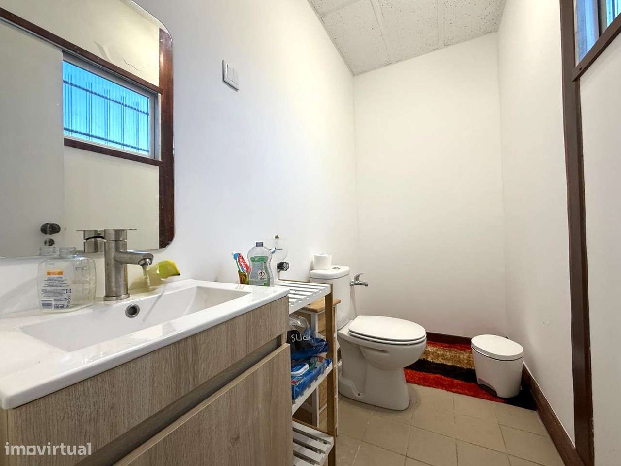 Casa térrea isolada no Torrão do Lameiro, situada junto à Ria-15