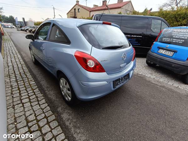 Opel Corsa 1.2 16V Edition - 3