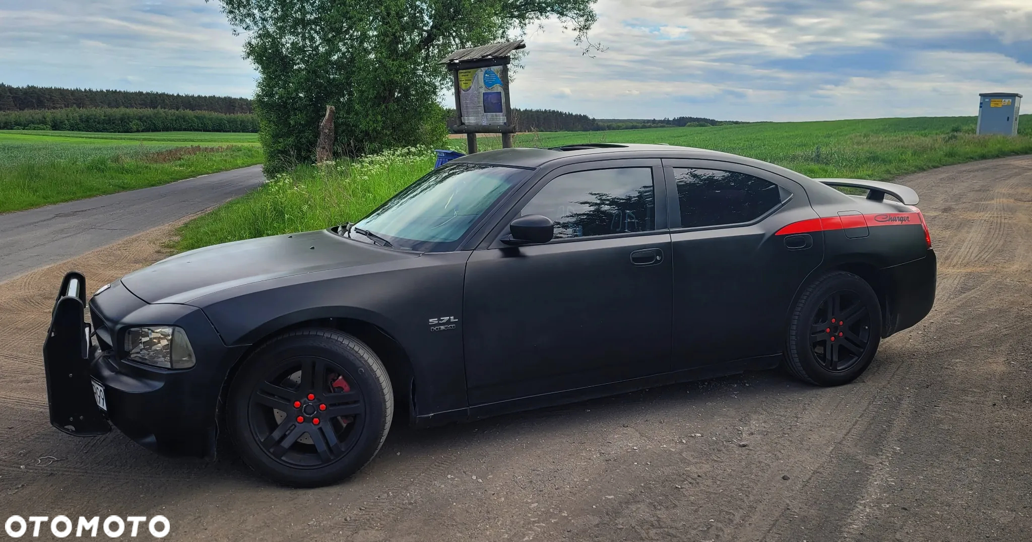 Dodge Charger 5.7 V8 RT - 3