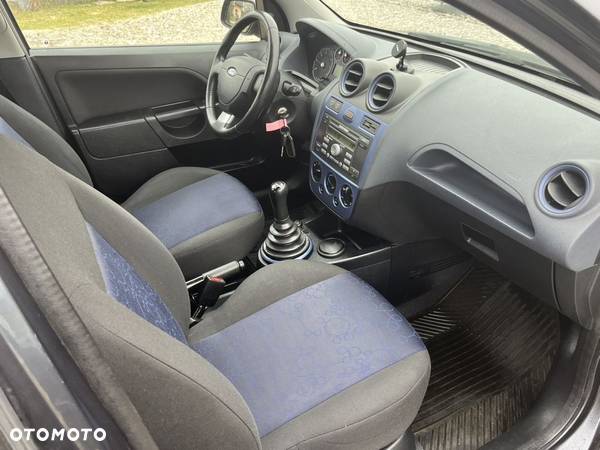 Ford Fiesta 1.3 Ambiente - 5