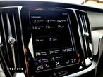 Volvo V60 D3 Geartronic R-Design - 17