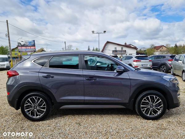 Hyundai Tucson 1.6 GDI BlueDrive Style 2WD - 10