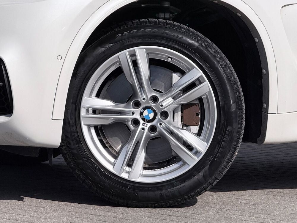 BMW X5-M M50D 2017 — zdjęcie 5