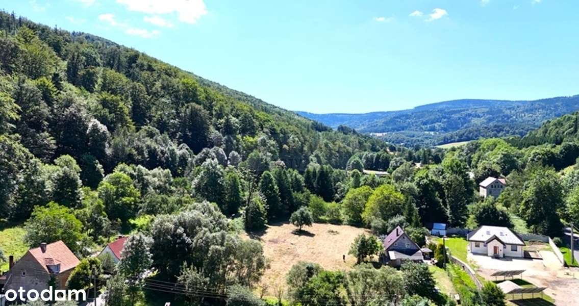 Działka budowlana o powierzchni 1568 m2!-1