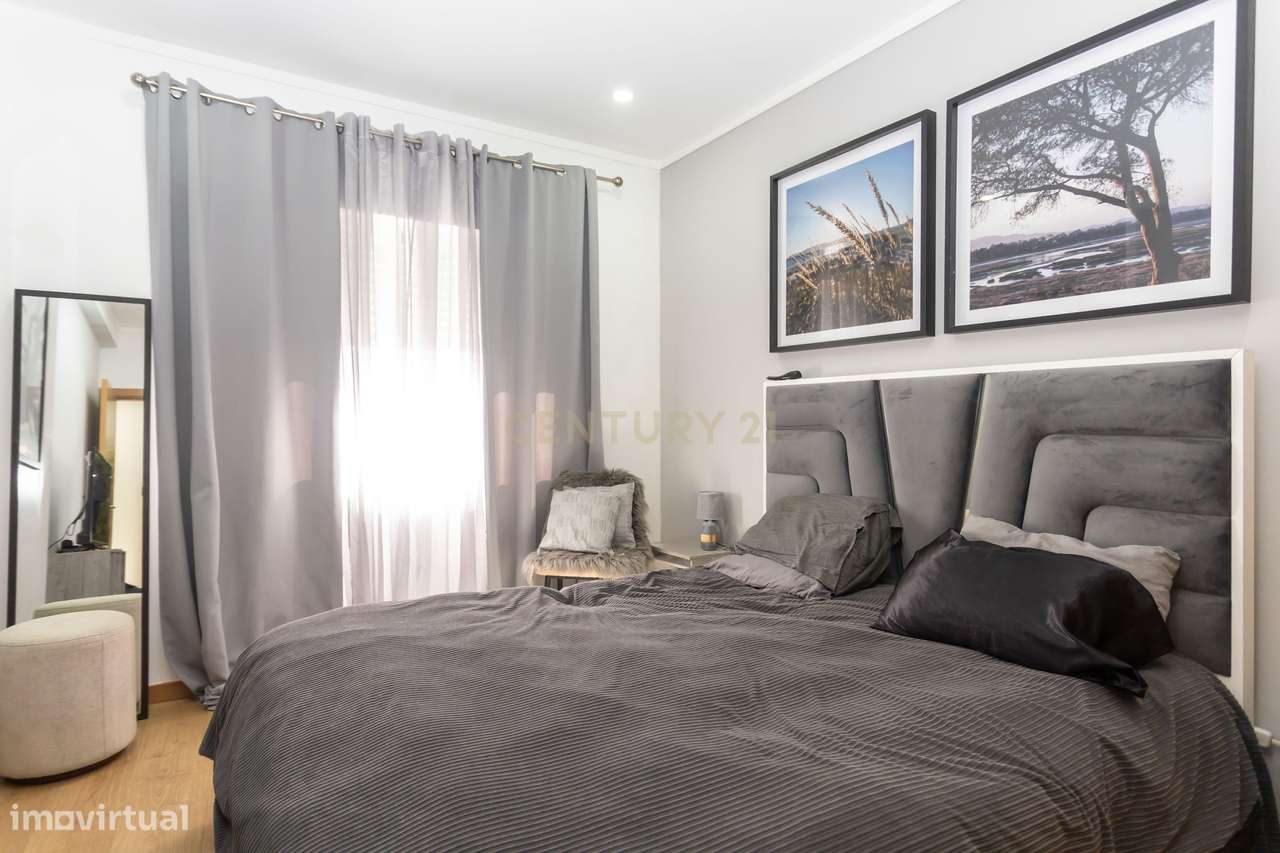 Apartamento T2 Remodelado - Setúbal-18