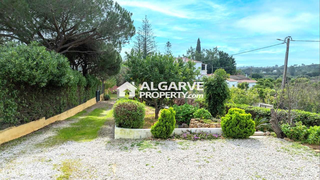 Moradia térrea em lote privado com três quartos perto golfe da Quinta-32