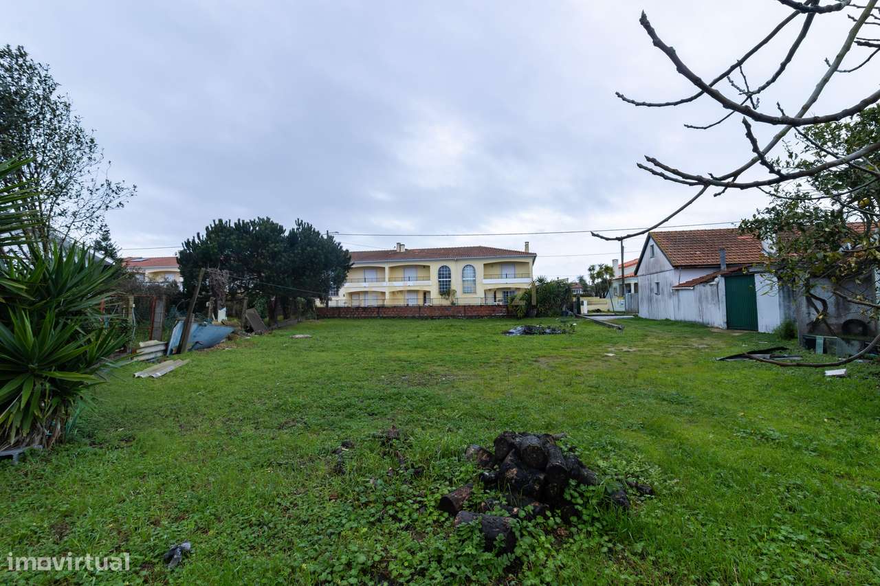 Moradia T3 com terreno + Moradia T2 - Grande imagem: 5/33