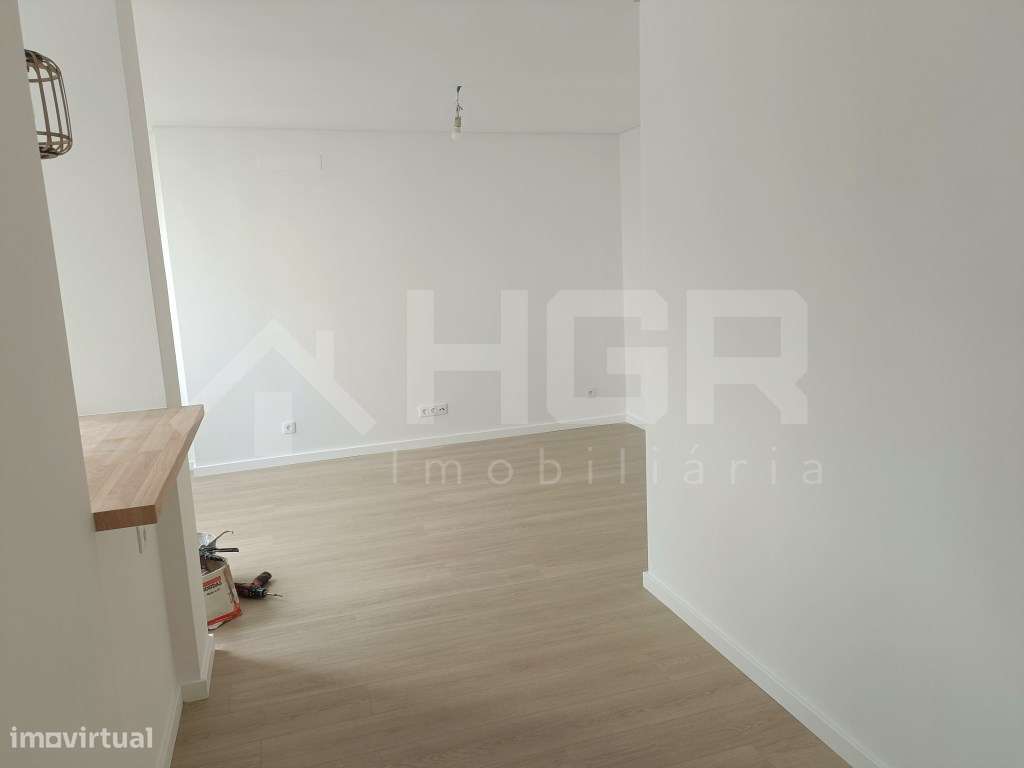 T3 | ENTRADA A ESTREAR | 2 CASAS DE BANHO | EXCELENTE LOCALIZAÇÃO-10