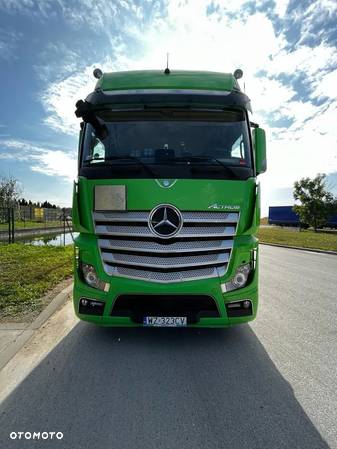 Mercedes-Benz Actros - 7