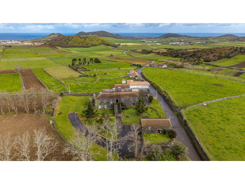 Imóvel Comercial - Restaurante no Caminho das Grotas, Ilha Graciosa - Grande imagem: 3/53