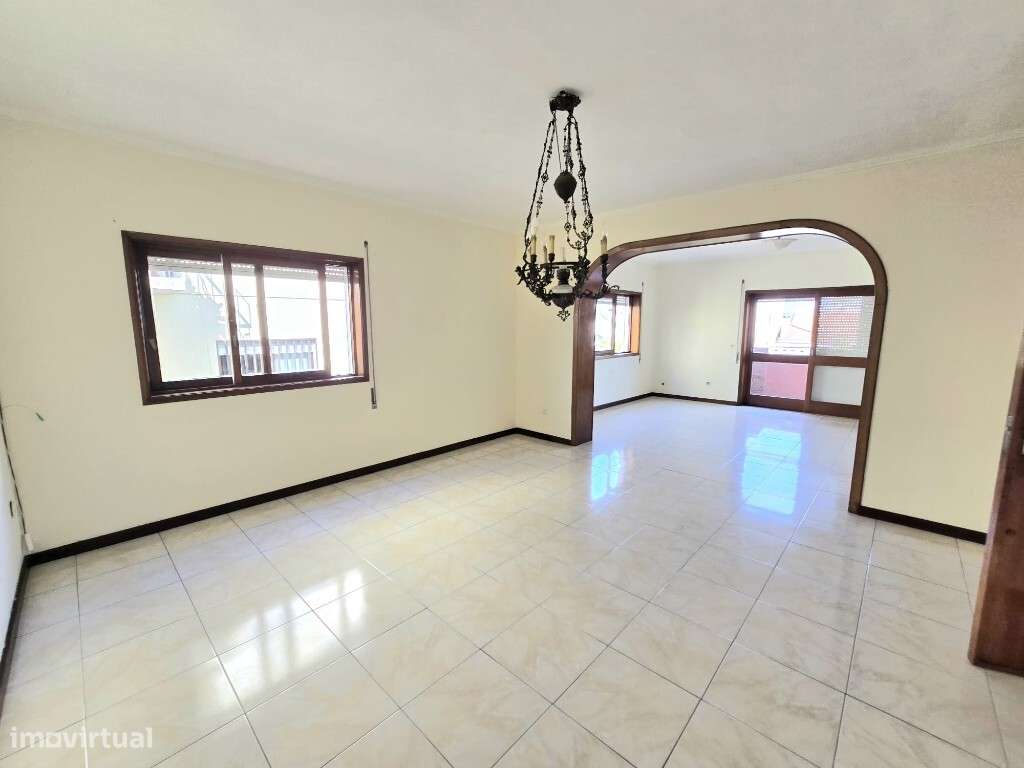 Andar Moradia T3 c/ box - c/ 4 Frentes - Ermesinde - Grande imagem: 5/24