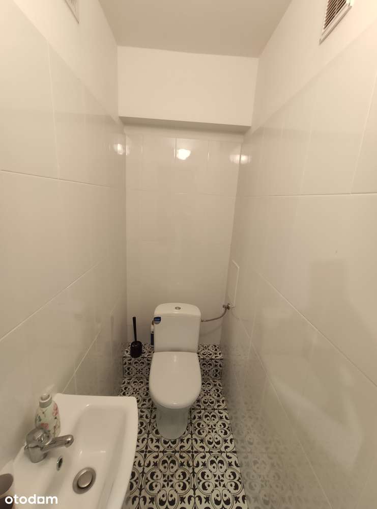 Inwestycyjne - 4 pokoje - ogrzewanie miejskie - 78 m2 - dwa balkony-11