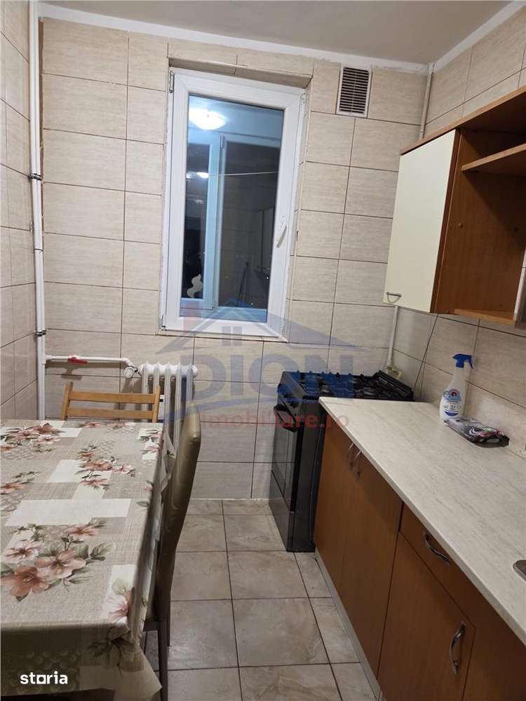 APARTAMENT 2 CAM RENOVAT, PIATA SUDULUI