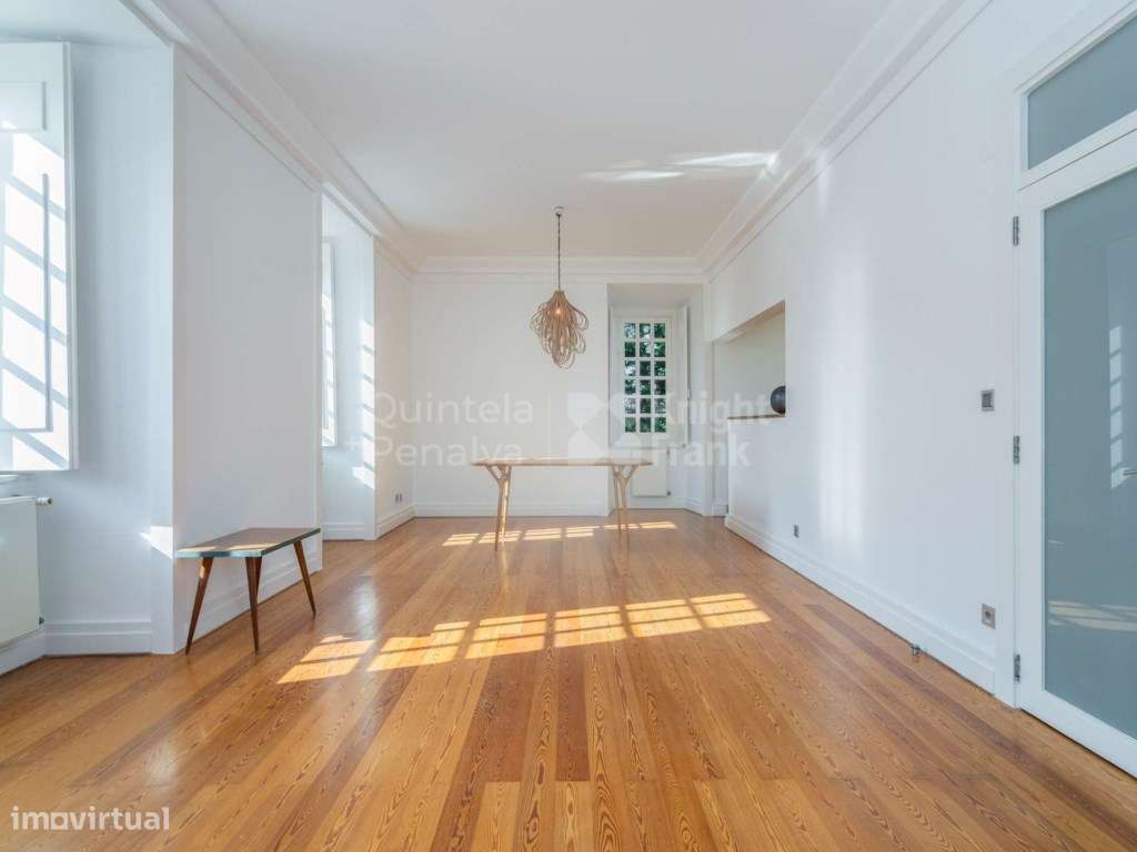 Apartamento T1 para arrendar no Convento dos Inglesinhos - Grande imagem: 2/25