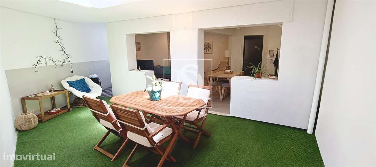 Andar Moradia, T2, Totalmente Renovado, junto à Praia (Lavra)-28