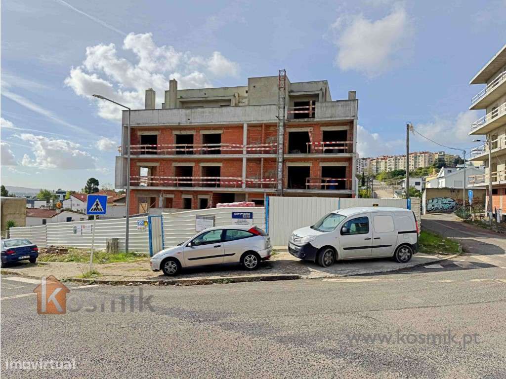 POETAS' GARDEN - PARADELA - LOURES - LISBOA - NOVOS EM CONSTRUÇÃO T1+1-42