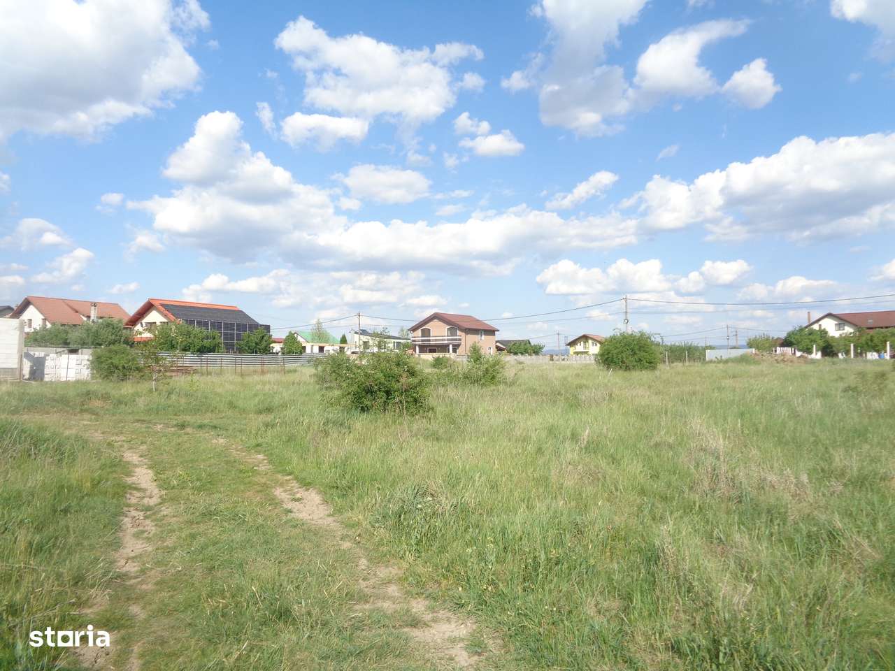 TEREN 590 MP LOC DE CASA FS 21 ML PRET 35000 EURO - Imagine principală: 2/9
