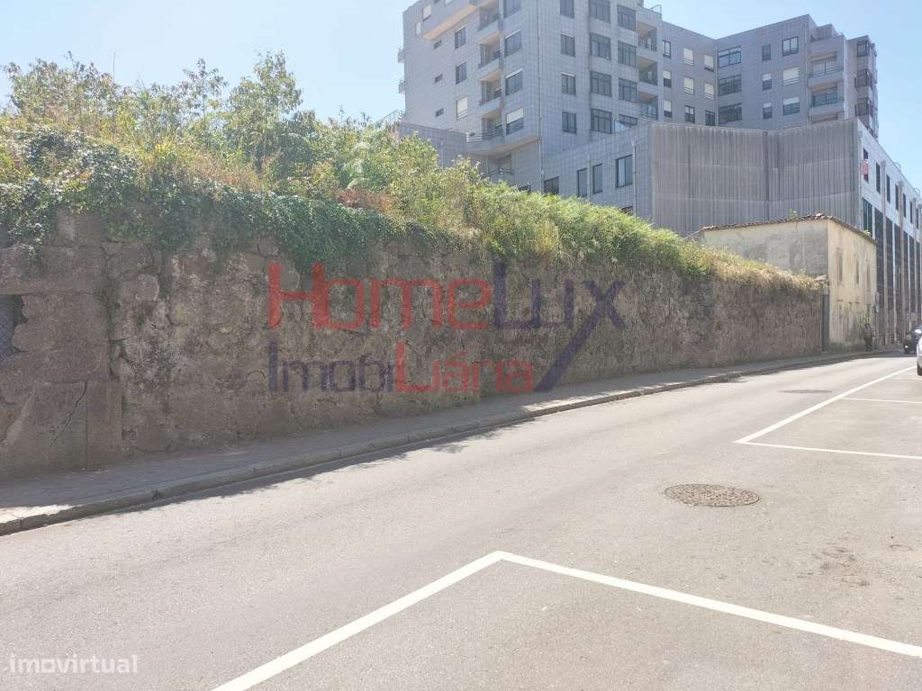 TERRENO PARA CONSTRUÇÃO - CENTRO DOS CARVALHOS (PEDROSO) - Grande imagem: 2/13