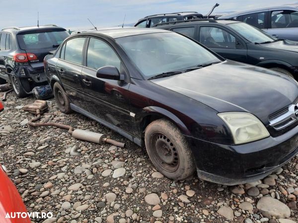 Dezmembrez Opel Vectra C - 2