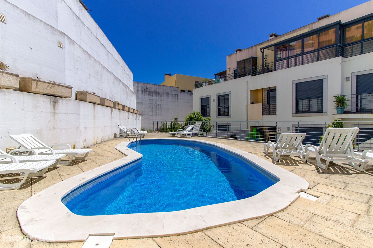 Apartamento T2 | Jardim privativo | Condomínio | Piscina