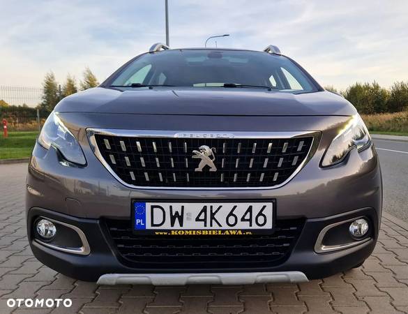 Peugeot 2008 1.2 Pure Tech Allure S&S EAT6 - 5