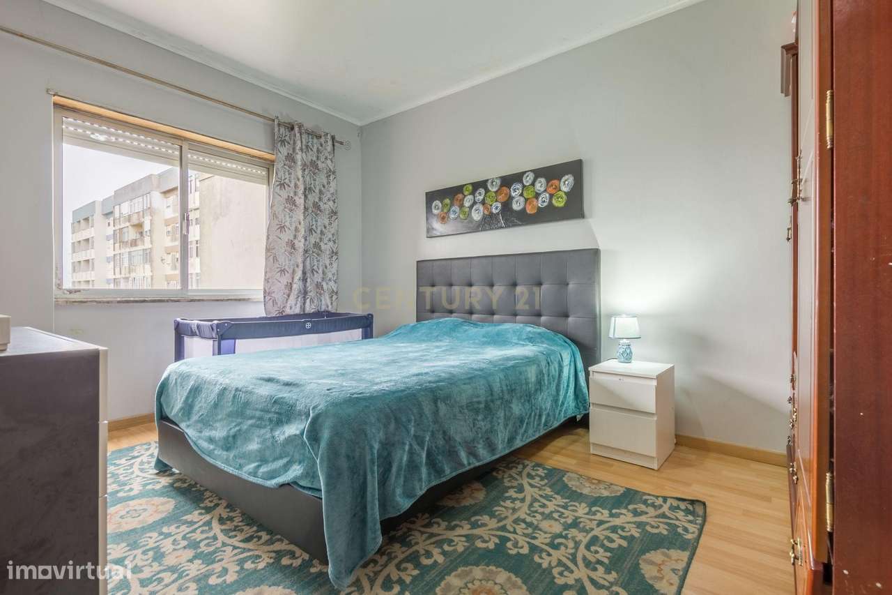 TROQUE DE CASA - 3 ASSOALHADAS NO BARREIRO - QUINTA DA LOMBA - Grande imagem: 5/10