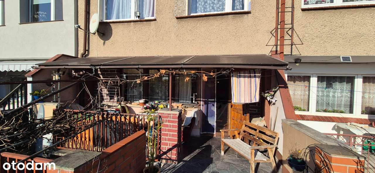 Dom szeregowy na Gądowie/6pokoi/Garaż/Taras-0