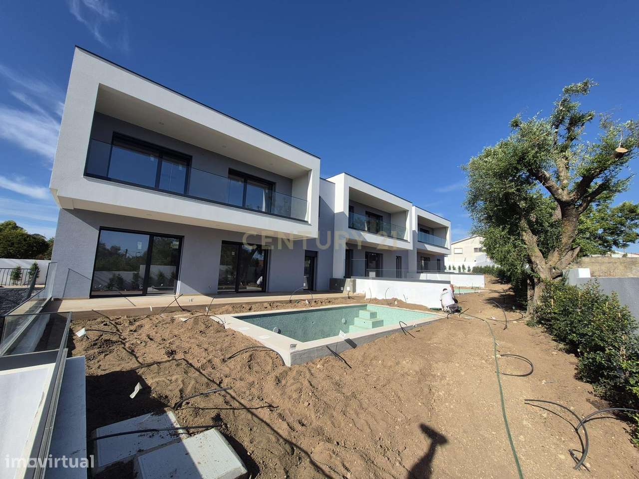 Moradia T4 Exclusiva em Condomínio Privado – Manique-19