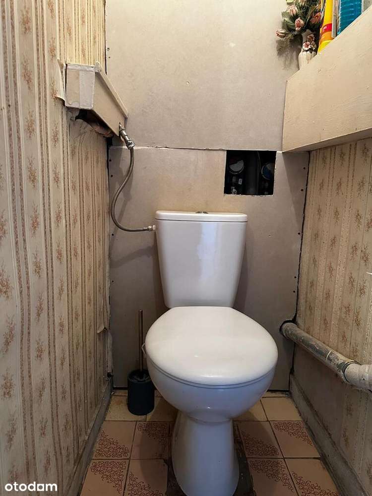 Na sprzedaż mieszkanie o pow. 60,46 m2 do remontu-12