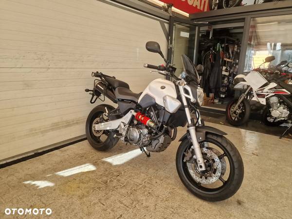 Yamaha MT - 3