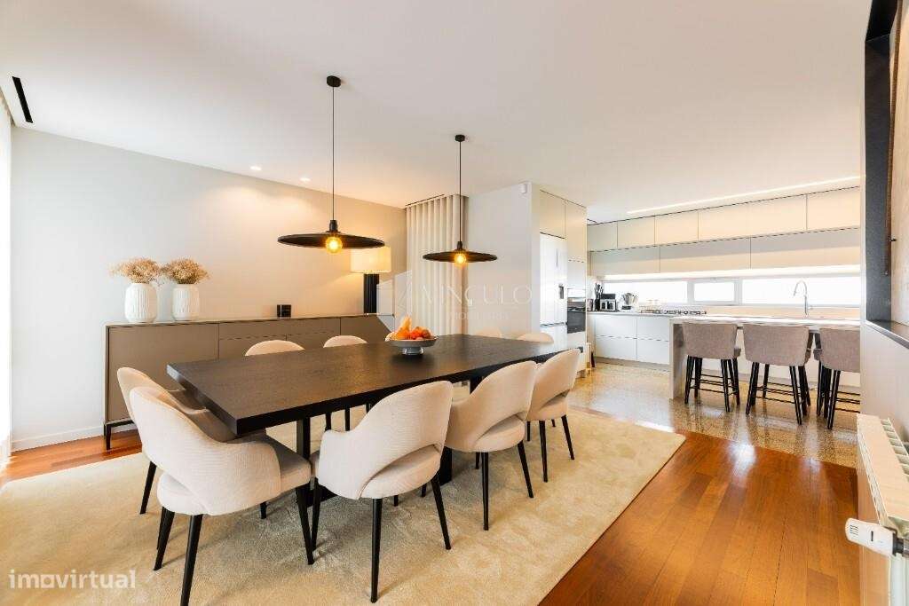 Moradia T4 em zona privilegiada de Nogueiró – conforto, elegância e vi-6